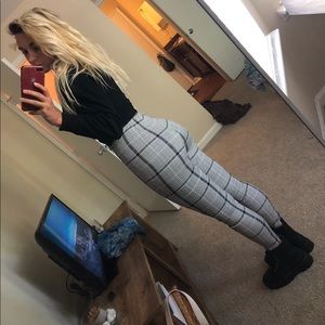 Almost famous houndstooth pants